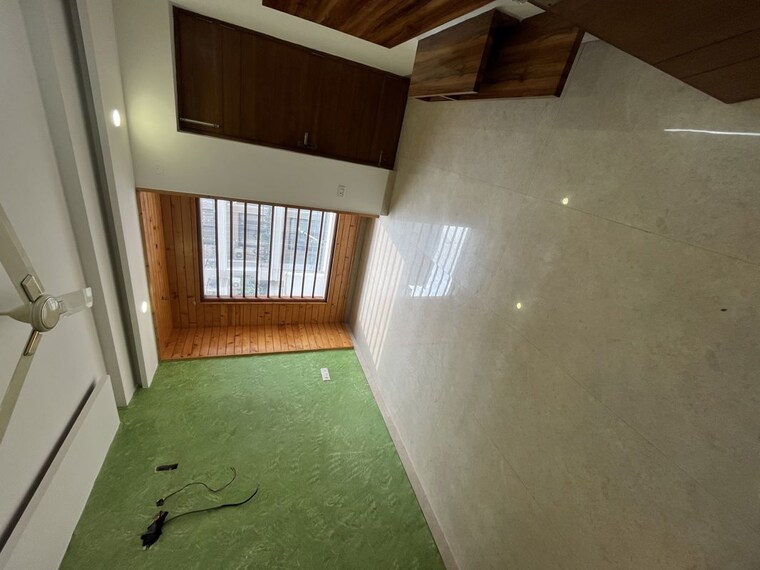 Room, tdi-the-retreat 3.5 Bedroom 243 Sq.Yd. Builder Floor In Sector 89 Faridabad 10301090