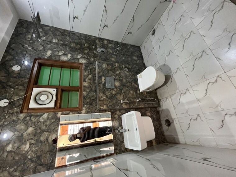 Bathroom, tdi-the-retreat 3.5 Bedroom 243 Sq.Yd. Builder Floor In Sector 89 Faridabad 10301090