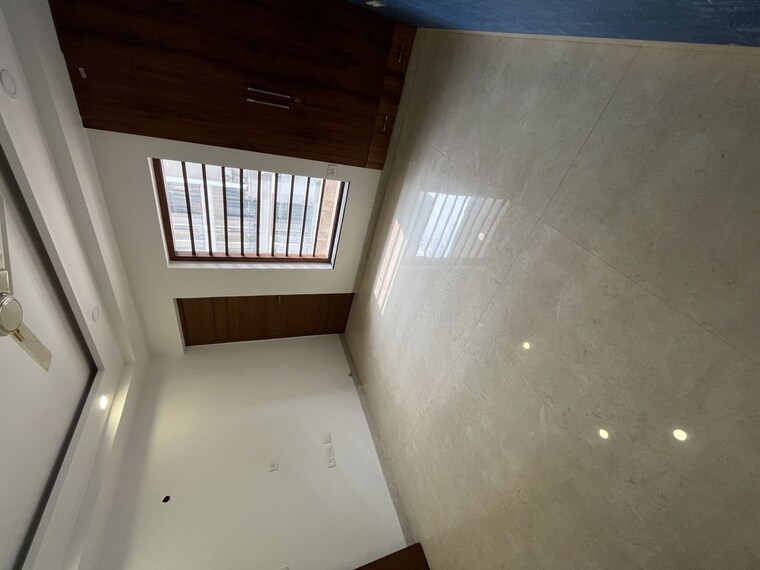 Room, tdi-the-retreat 3.5 Bedroom 243 Sq.Yd. Builder Floor In Sector 89 Faridabad 10301090