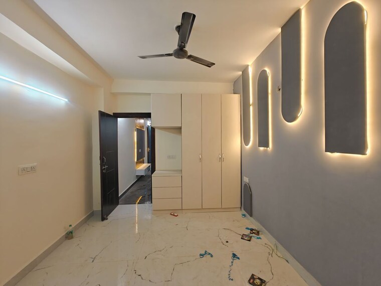 Bedroom, sunshine-apartments-sector-73 2 Bedroom 1000 Sq.Ft. Apartment In Sector 73 Noida 10301545