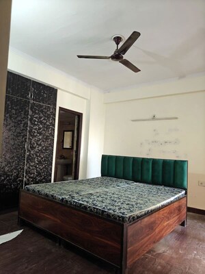 Bedroom in 3.5 BHK Apartment at Aims Golf City, Sector 75 – for Rent
