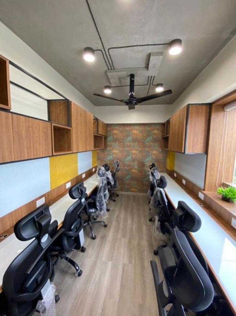 Team Area, shilp-epitome Commercial Office Space 1900 Sq.Ft. In Bodakdev Ahmedabad 10301627