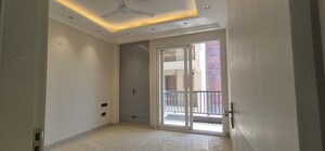 Room in 3 BHK Builder Floor at Chattarpur – for Rent