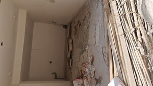  Shop For Sale in Maidan Garhi