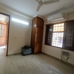 Room in 3 BHK Builder Floor at Chittaranjan Park – for Rent