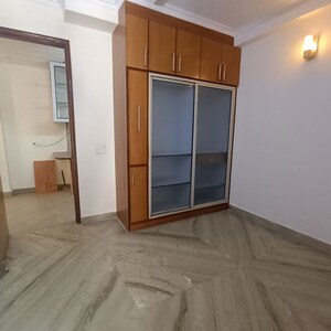 Room in 3 BHK Builder Floor at Chittaranjan Park – for Rent