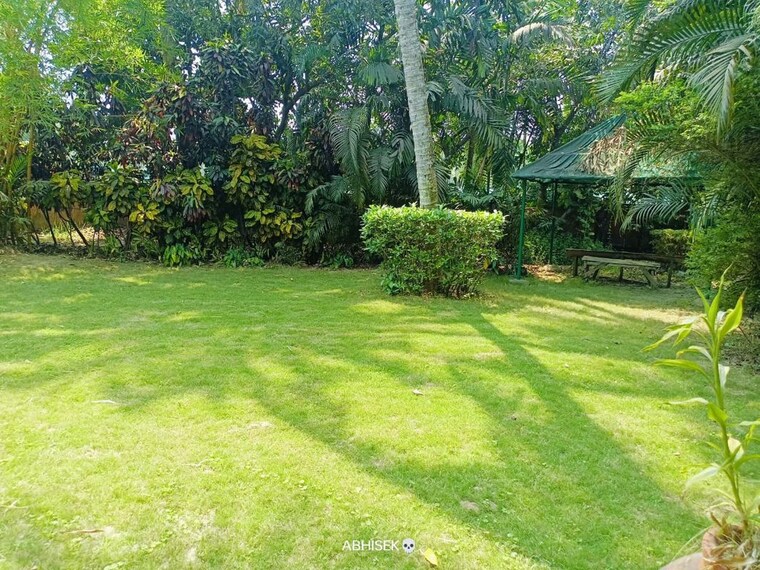 Garden, bakrahat 2.5 Bedroom 25001 Sq.Ft. Villa In Bakrahat Kolkata 10301729