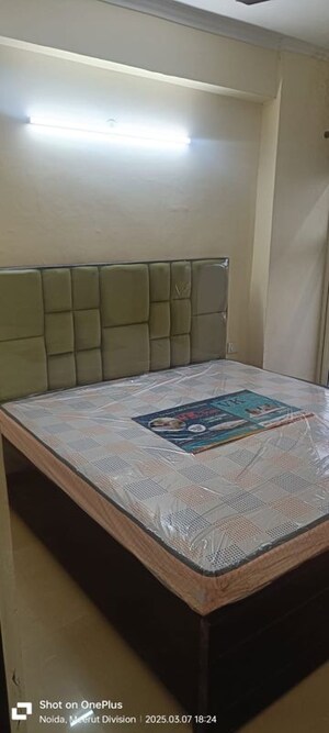 Bedroom in 2 BHK Apartment at Aims Golf City, Sector 75 – for Rent