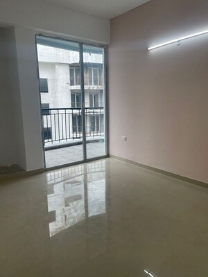 Room in 2 BHK Apartment at Home And Soul Beetle Lap, Sector 25 Yamuna Expressway – for Sale