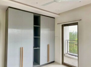 Room in 3 BHK Apartment at Frontline Seven, Kokapet – for Rent