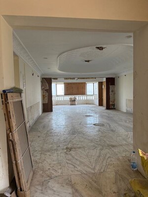 Building Lobby in 3 BHK Apartment at Dalmal Park Apartments, Cuffe Parade – for Sale