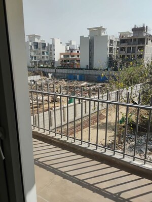 Balcony in 2.5 BHK Builder Floor at Smart World Gems, Sector 89 – for Sale