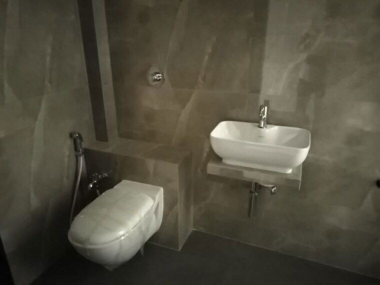 Attached Bathroom, chandak-stella 2 Bedroom 672 Sq.Ft. Apartment In Goregaon West Mumbai 10301807