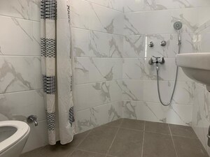 Bathroom in 1 BHK Builder Floor at Safdarjung Development Area – for Rent