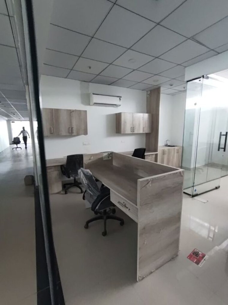 Team Area, orbit-signature-walk Commercial Office Space 500 Sq.Ft. In Vip Road Zirakpur 10301851