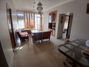 Living Room in 2 BHK Apartment at DLF Regency Park I, Dlf Phase iv – for Sale
