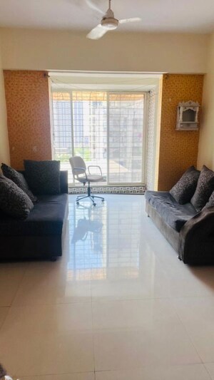 2 BHK Apartment For Rent in Akashganga Complex Kavesar, Kavesar