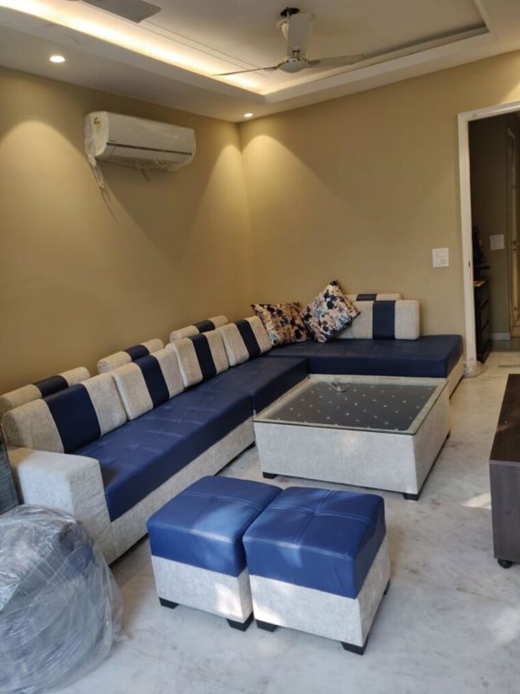 Bedroom, malibu town 3 Bedroom 300 Sq.Yd. Builder Floor In Malibu Town Gurgaon 10301931