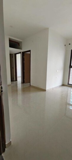 1 BHK + Pooja Room,Servant Room,Study Room,Store Room Apartment For Rent in Lodha Vista