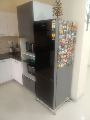 Furnished Amenities in 2.5 BHK Apartment at Paradigm Business Hermitage Park, Dhakoli – for Rent