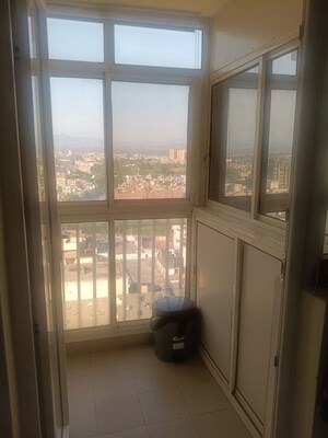 Room in 2.5 BHK Apartment at Paradigm Business Hermitage Park, Dhakoli – for Rent