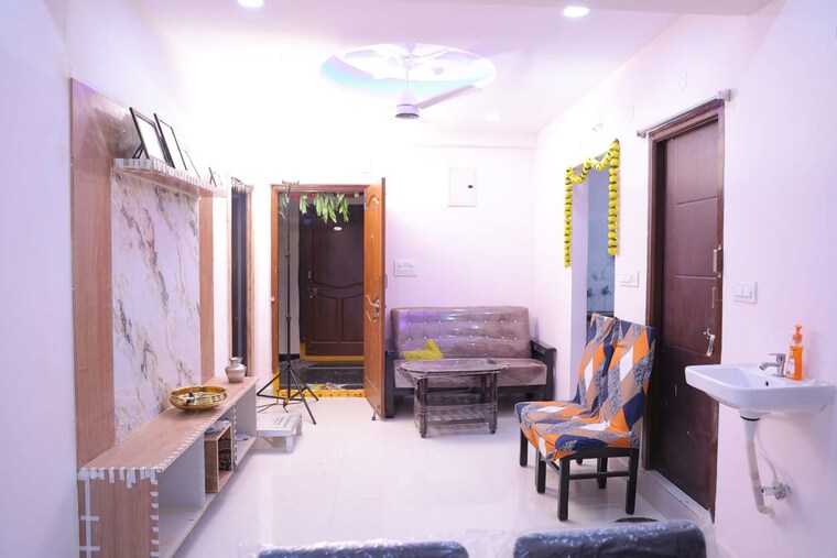 Living Room, madhapur 2.5 Bedroom 1200 Sq.Ft. Apartment In Madhapur Hyderabad 10301955