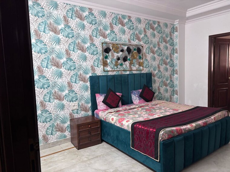 Bedroom, saket 3 Bedroom 200 Sq.Yd. Builder Floor In Saket Delhi 10302013