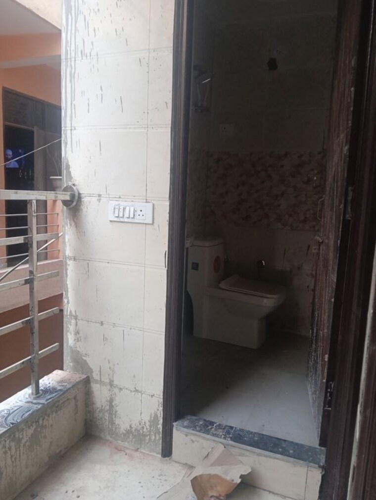 Bathroom, baraula 2 Bedroom 750 Sq.Ft. Builder Floor In Baraula Noida 10302010