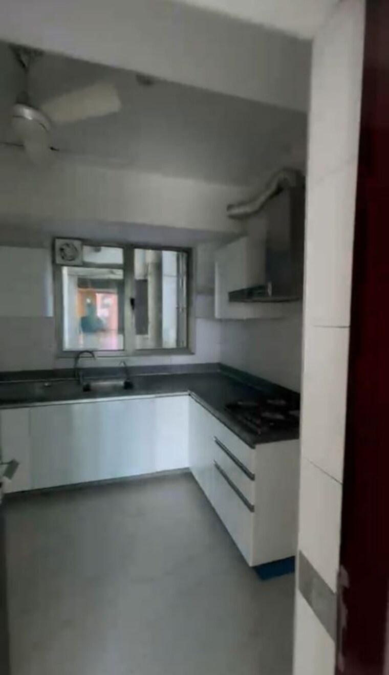 Kitchen, tata-primanti-tower-residences 3 Bedroom 2185 Sq.Ft. Apartment In Sector 72 Gurgaon 10302029