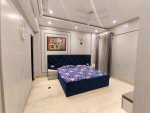 3 BHK Builder Floor For Rent in RPS Palm Drive, Sector 88