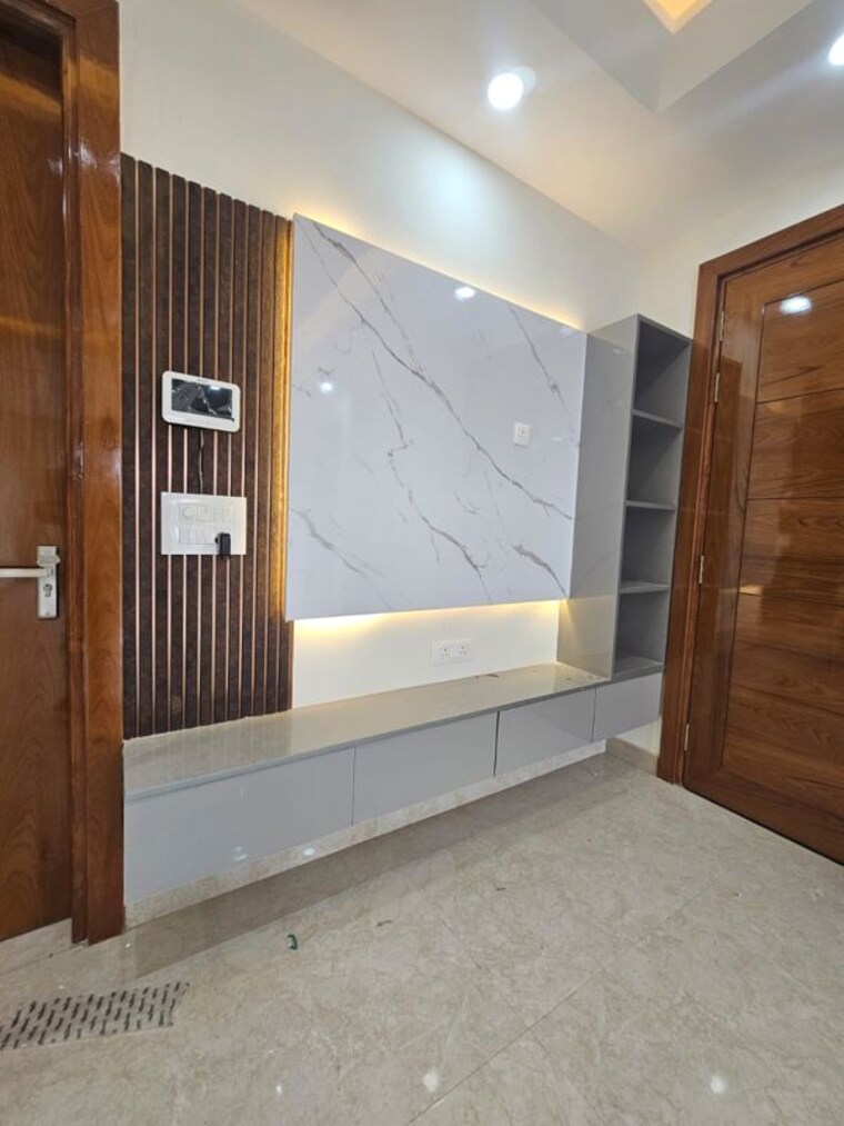 Room, sector 57 3 Bedroom 204 Sq.Yd. Builder Floor In Sector 57 Gurgaon 10302128