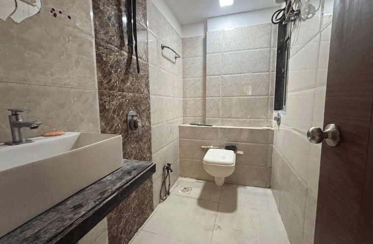 Bathroom, mitha nagar Pg For Girls In Mitha Nagar 10302162