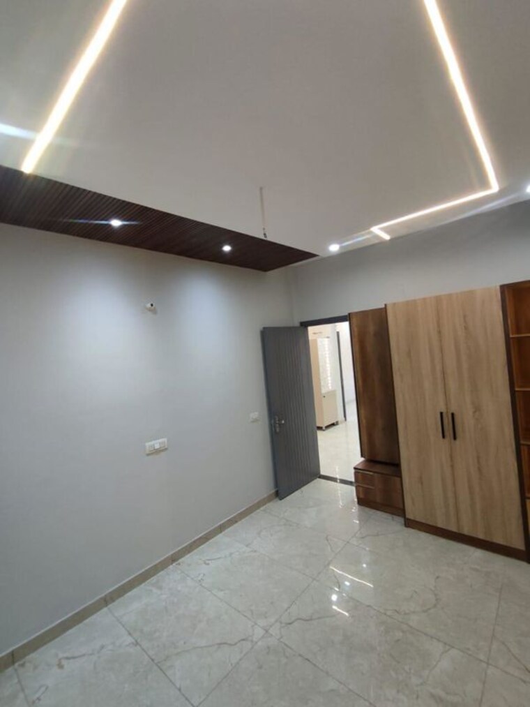Room, ludhiana chandigarh hwy 2 Bedroom 116 Sq.Ft. Builder Floor In LudhianA Chandigarh Hwy Mohali 10302204