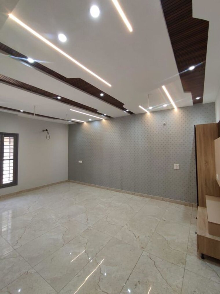 Room, ludhiana chandigarh hwy 2 Bedroom 116 Sq.Ft. Builder Floor In LudhianA Chandigarh Hwy Mohali 10302204
