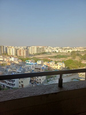 Swimming Pool in 1 BHK Apartment at Dreams Aakruti, Hadapsar – for Rent