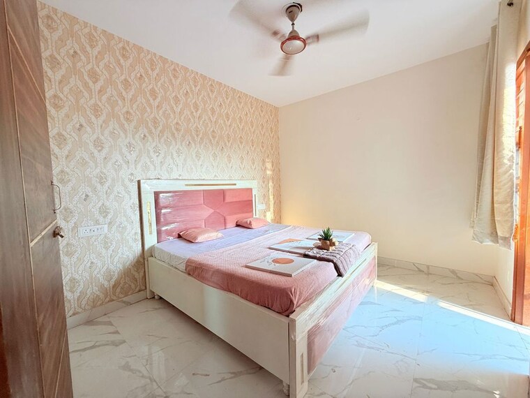 Bedroom, kharar mohali road 2 Bedroom 120 Sq.Yd. Apartment In Kharar Mohali Road Kharar 10302327
