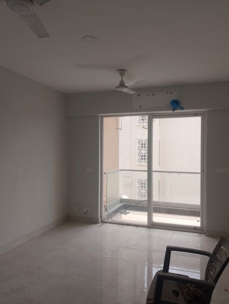 Room, signature-global-city 2.5 Bedroom 1100 Sq.Ft. Builder Floor In Sector 37d Gurgaon 10302356