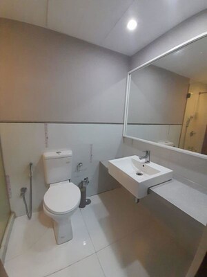 Team Area in 3 BHK Apartment at Cuffe Castle, Cuffe Parade – for Sale