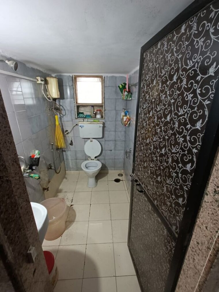 Bathroom, ashtavi-apartment 3 Bedroom 1820 Sq.Ft. Apartment In Vashi Sector 11 Navi Mumbai 10302622