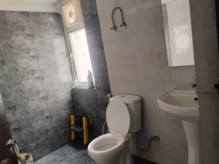 Bathroom, ace-divino 2 Bedroom 995 Sq.Ft. Apartment In Sector 1 Greater Noida Greater Noida 10302626