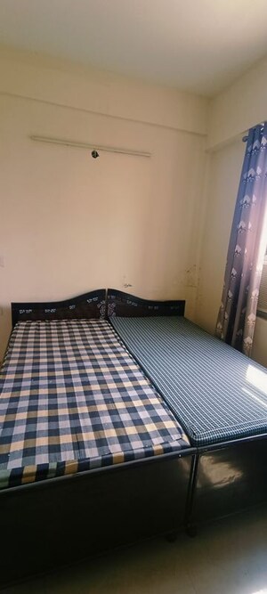Bedroom in 2 BHK Apartment at Shree Vardhman Mantra, Sector 67 – for Rent
