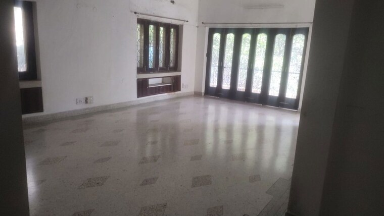 Kitchen, safdarjung enclave 4 Bedroom 500 Sq.Yd. Builder Floor In Safdarjung Enclave Delhi 10302641