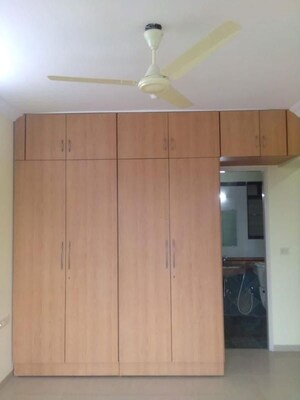 Furnished Amenities in 2 BHK Apartment at Kukreja Chembur Heights 2, Chembur – for Rent