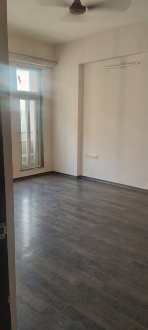 Room in 3 BHK Apartment at Prahlad Nagar – for Sale