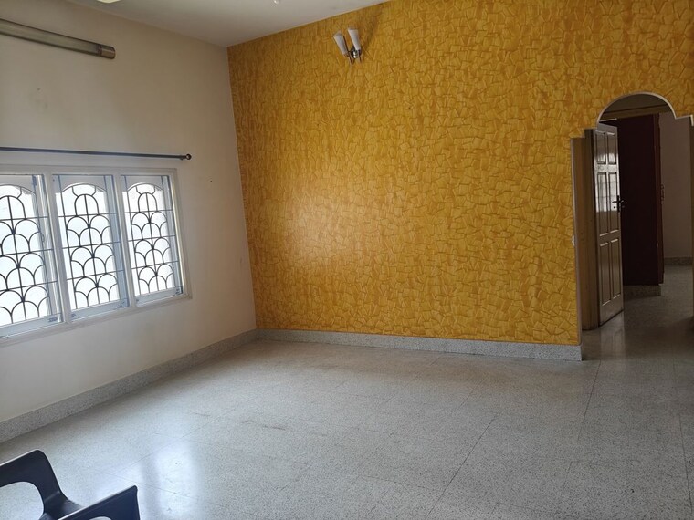 Room, krishna nagar 5 Bedroom 1750 Sq.Ft. Independent House In Krishna Nagar Bangalore 10302678