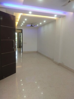 Room in 3 BHK Builder Floor at East Of Kailash – for Rent