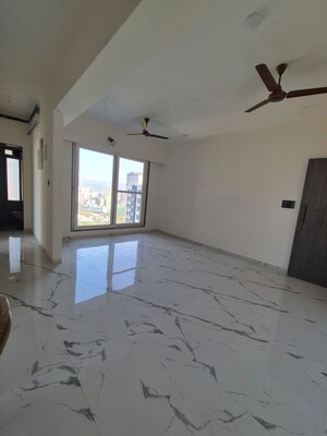 1 BHK Apartment For Rent in UK Iridium, Kandivali East