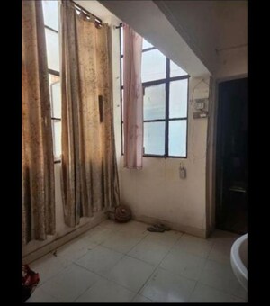 Building Lobby in 2 BHK Villa at Sector 41 – for Rent