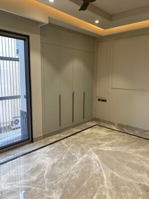 Room in 3 BHK Builder Floor at Kalkaji – for Rent