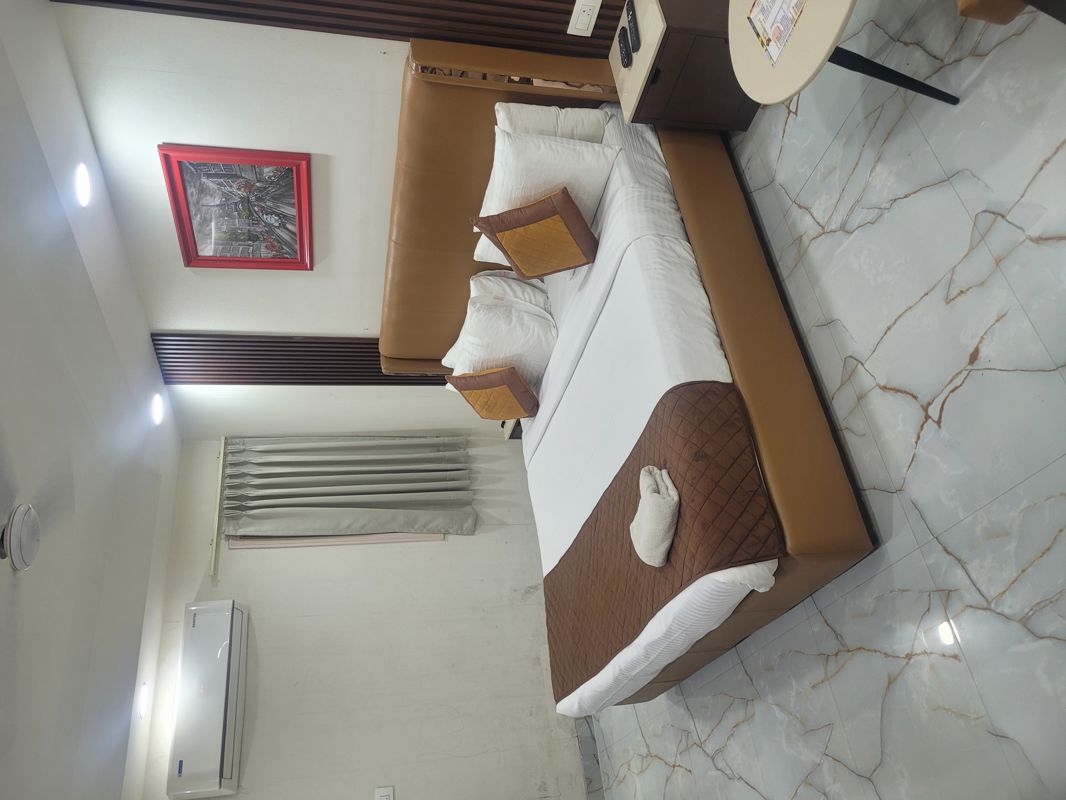 1.5 BHK + Pooja Room,Study Room Apartment For Rent in Pitampura